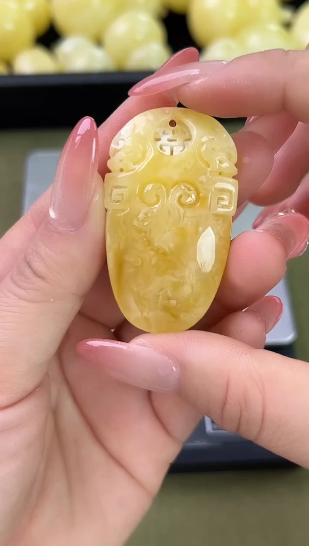 裸石琥珀未镶嵌琥珀蜜蜡吊坠