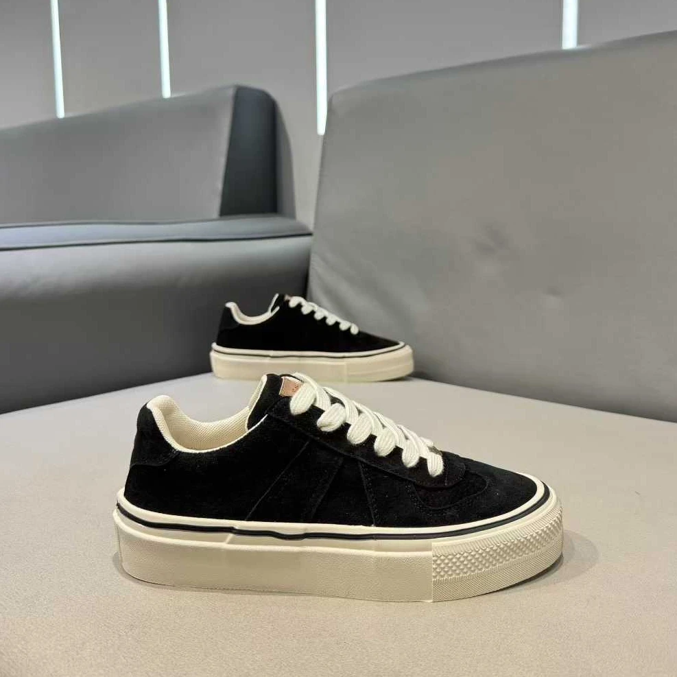 板鞋男秋季新款时尚磨砂皮男士休闲鞋百搭旅游鞋干净国潮痞帅男鞋