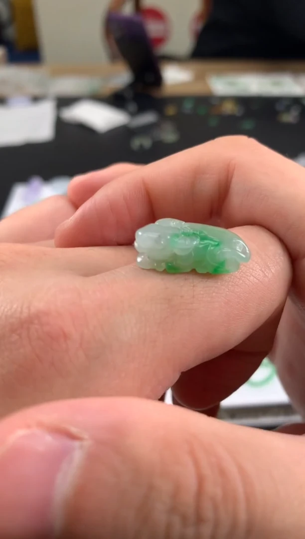 【闪购商品】定制翡翠未镶嵌翡翠