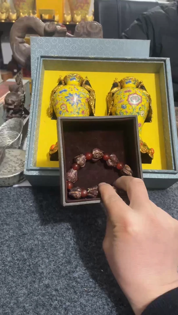 【闪购商品】滴血莲花菩提手串滴血莲花菩提