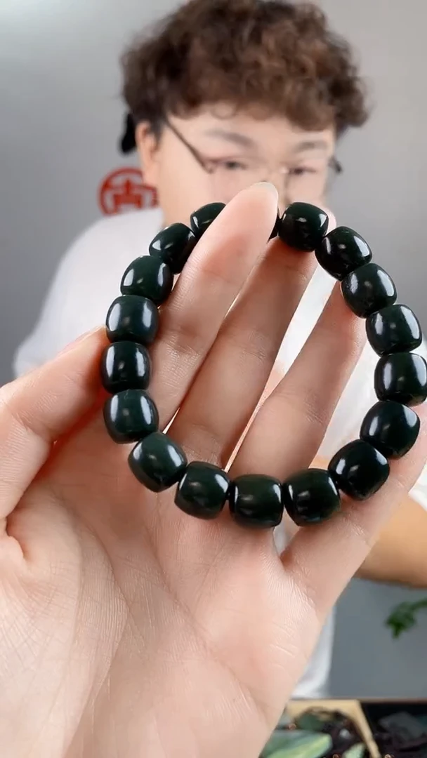 和田玉未镶嵌颈饰拍一发一，多样性发货