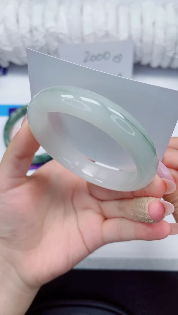 石英质玉手镯未镶嵌10-60/61