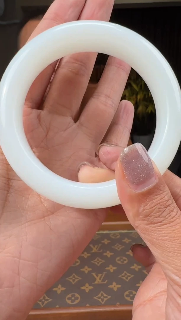 【闪购商品】和田玉128未镶嵌1.21洪飞57.6圈