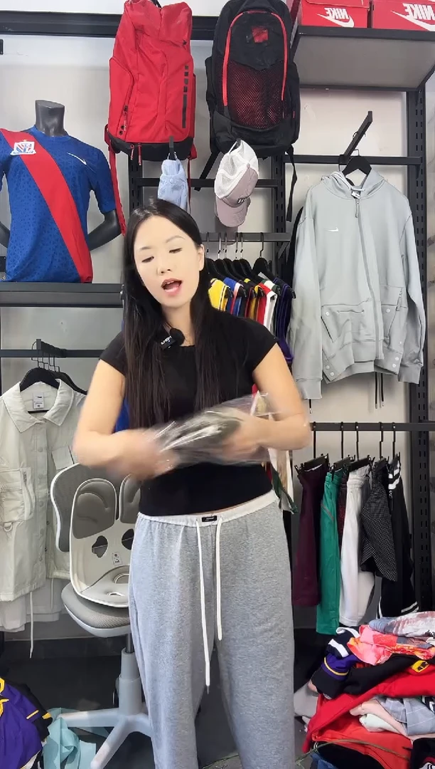 760编码 瑕疵款直播间过款为准 尺码