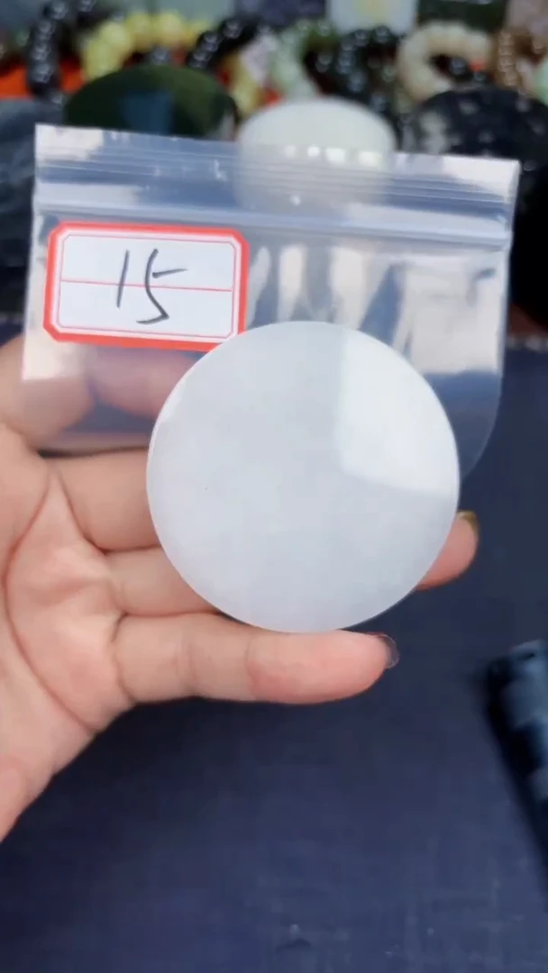 颈饰未镶嵌和田玉和田玉