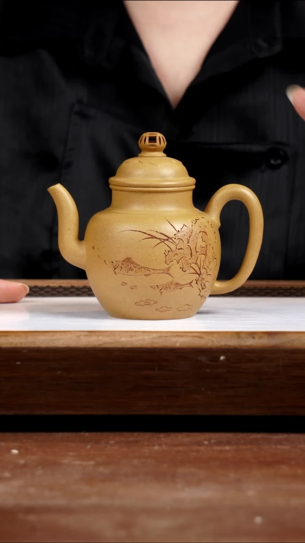 茶壶紫砂黄金段汲值300CC