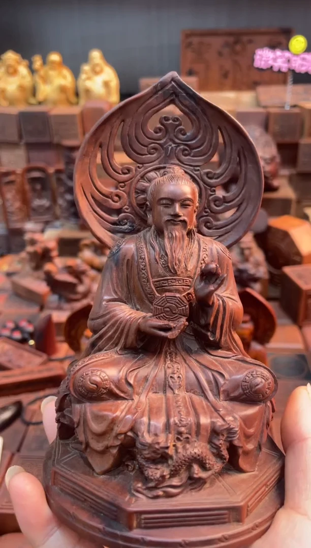 木枣木15公分人物像一尊 一物一拍