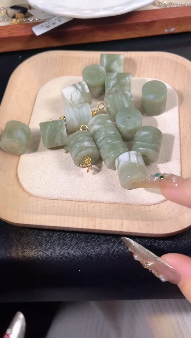 吊坠(不含链)银S925镶嵌和田玉多样性发其一孤品默认微瑕