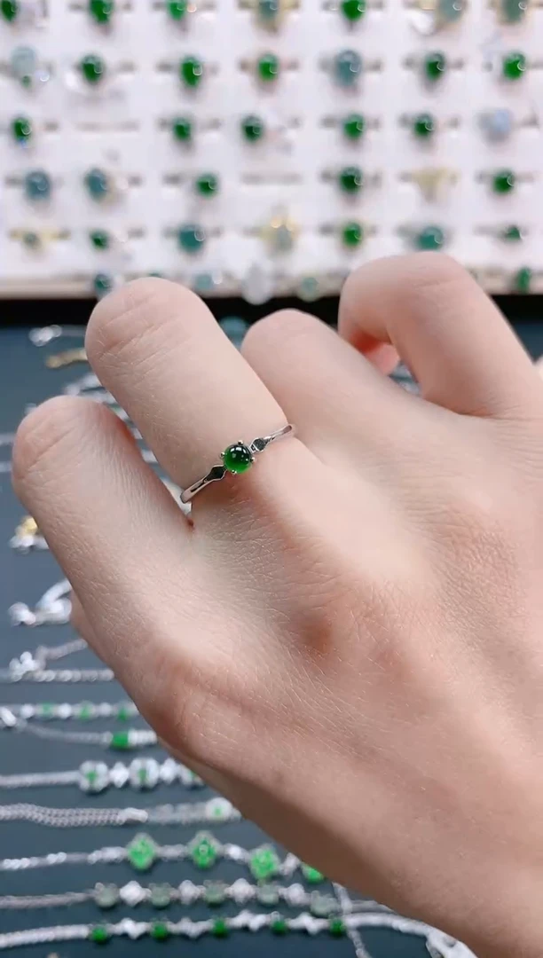 【闪购商品】翡翠戒指银S925镶嵌天然翡翠