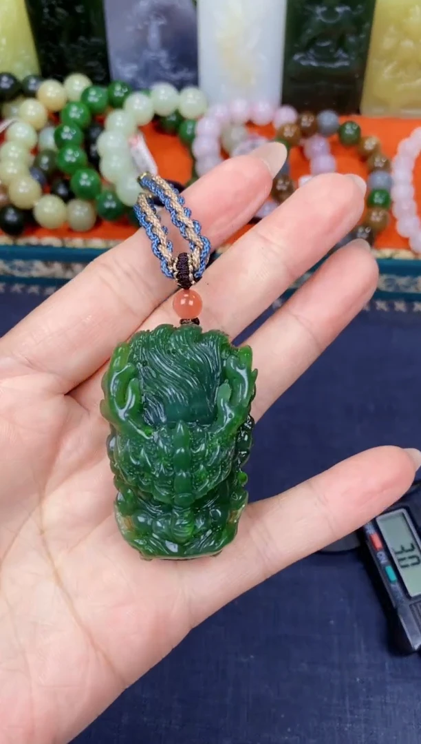 颈饰未镶嵌和田玉和田玉