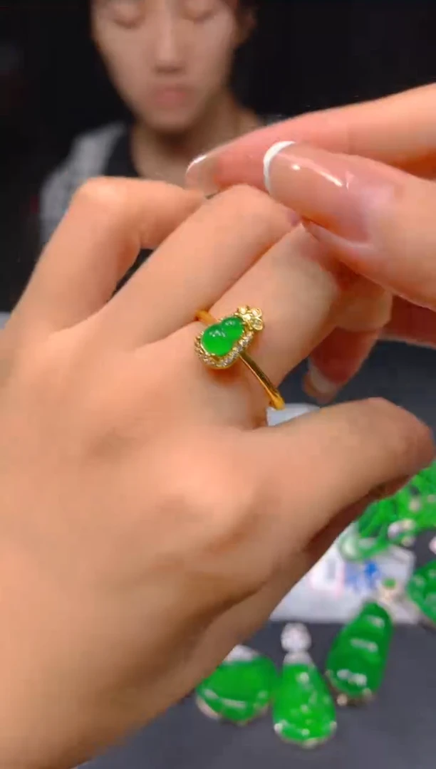 定制翡翠未镶嵌352多样性发货（发其一）