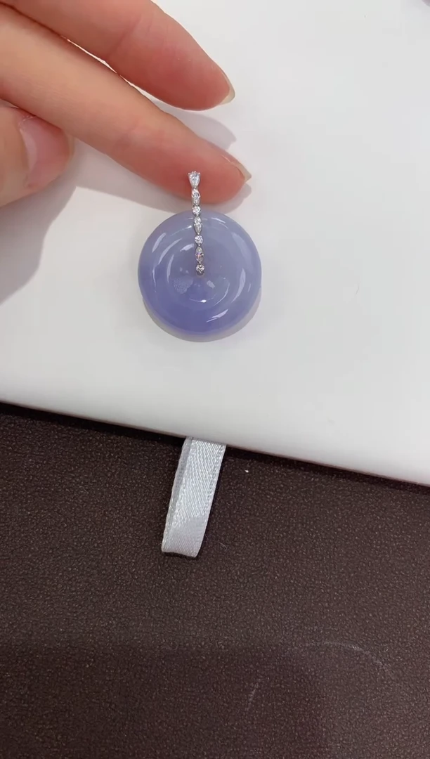 翡翠18K金镶嵌吊坠(赠链)天然缅甸a货翡翠