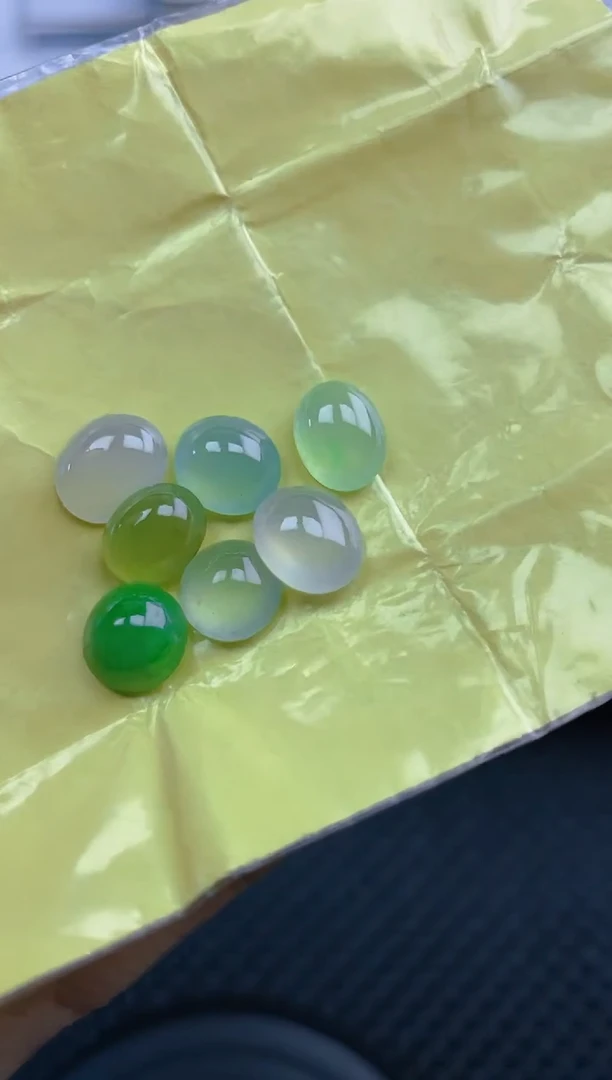 定制翡翠未镶嵌天然翡翠蛋面33