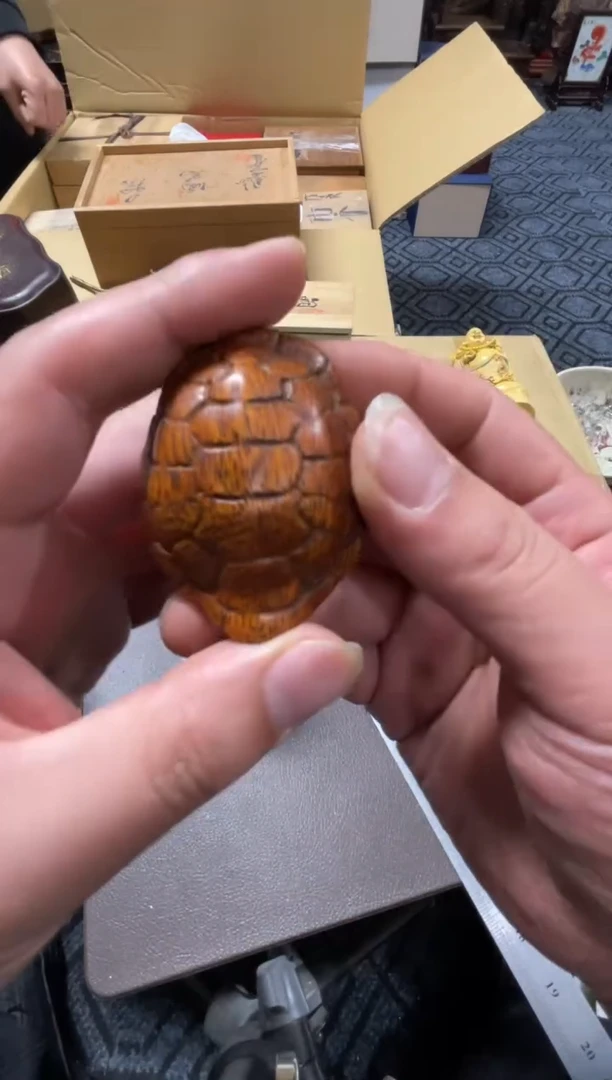 1辉**鳯精品瓷一物一拍定闪