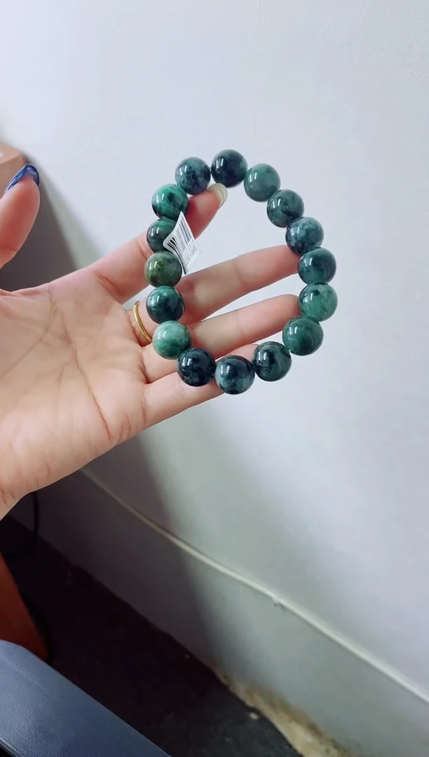 未镶嵌定制翡翠珠串1