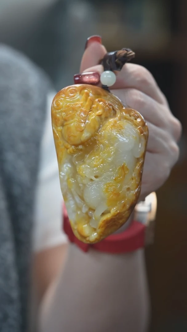 未镶嵌和田玉把件麒麟