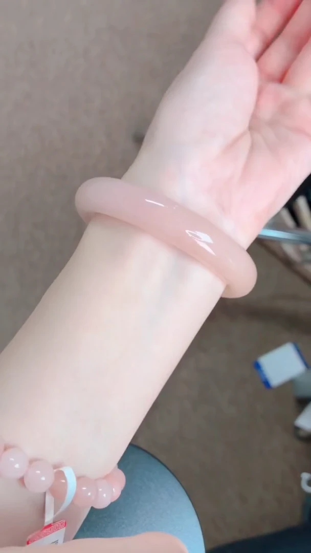 未镶嵌手镯石英质玉桃花酿85-圈口58.9-236