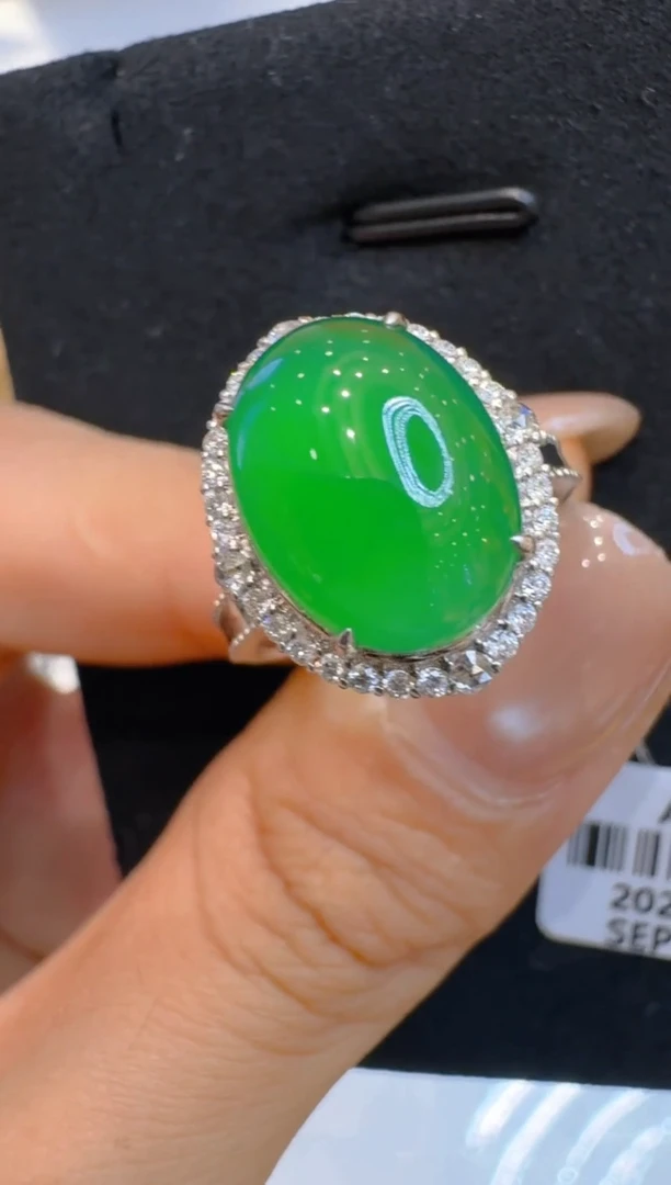 18K金镶嵌戒指翡翠多样性团购发一件