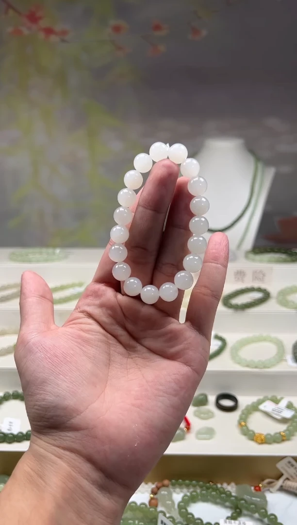 未镶嵌手链和田玉卡10高货白玉