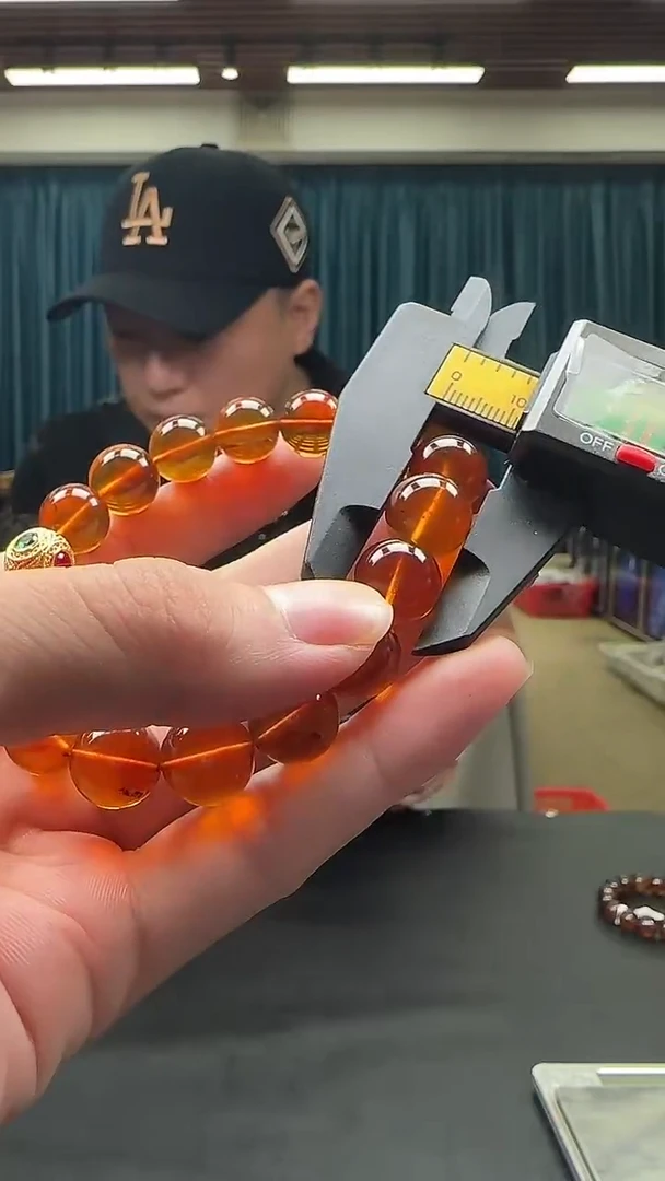 未镶嵌琥珀手链DSD0727022多样性发一