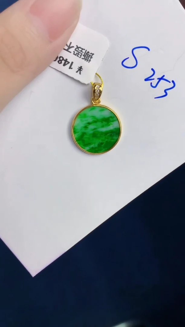 颈饰未镶嵌翡翠天然翡翠缅甸A货