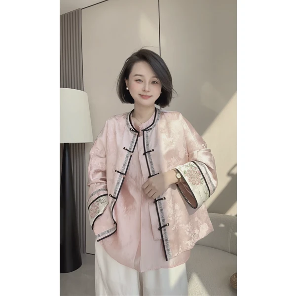 大掌柜推荐《花楹》新中式对襟盘扣拼接刺绣袖口重工外套