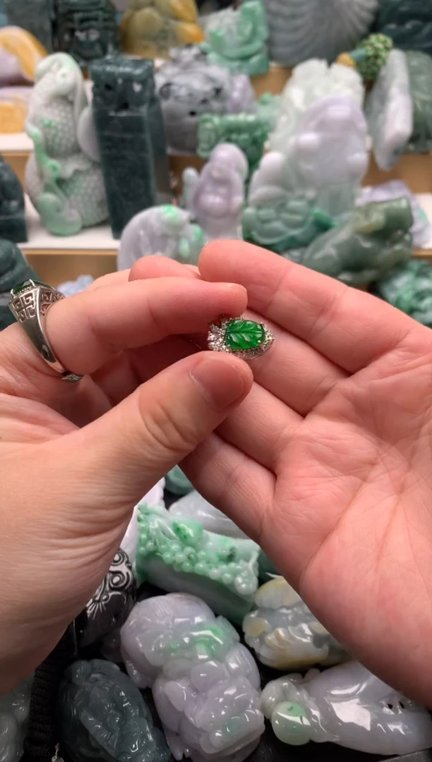 吊坠(不含链)未镶嵌翡翠1