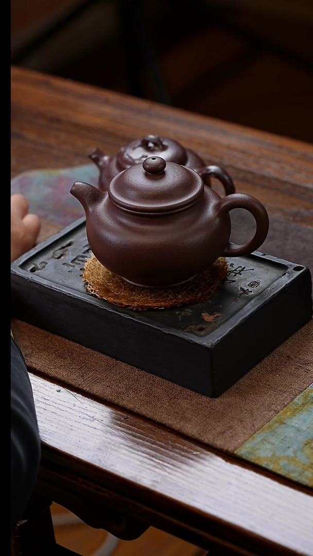 【闪购商品】红泥茶壶掇只 四底 全手