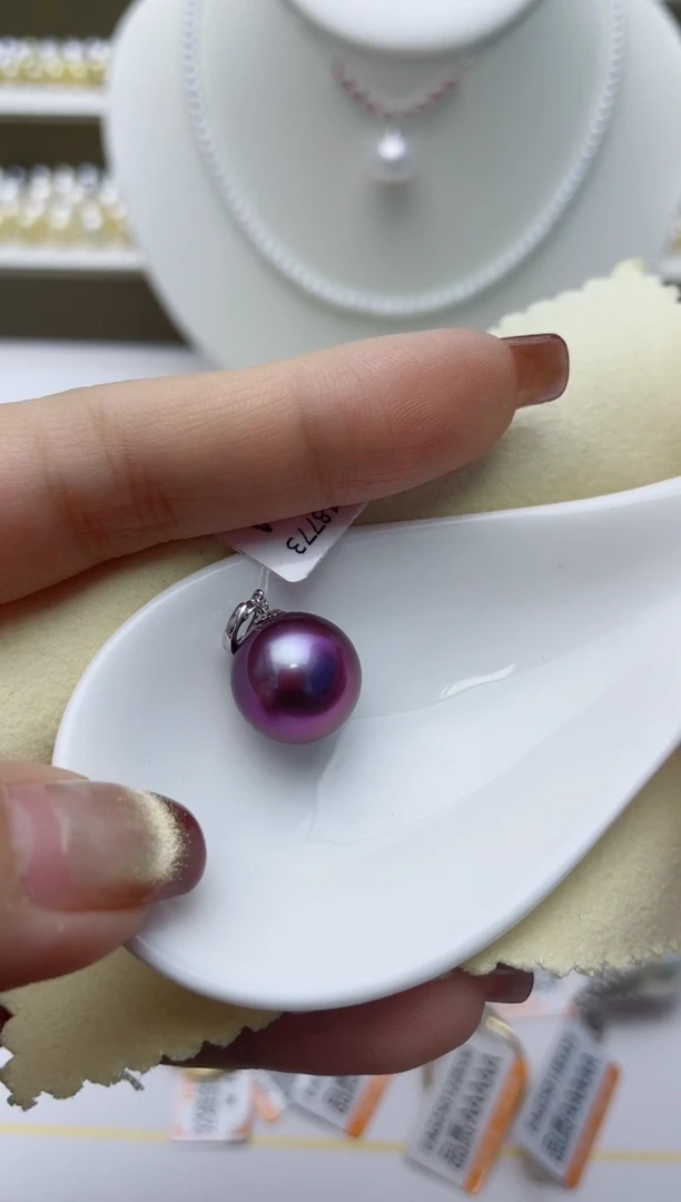 【闪购商品】淡水珍珠颈饰18K金镶嵌W70