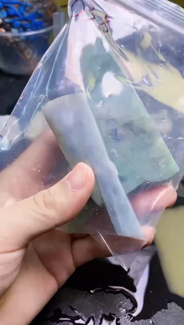 翡翠未镶嵌颈饰天然翡翠038