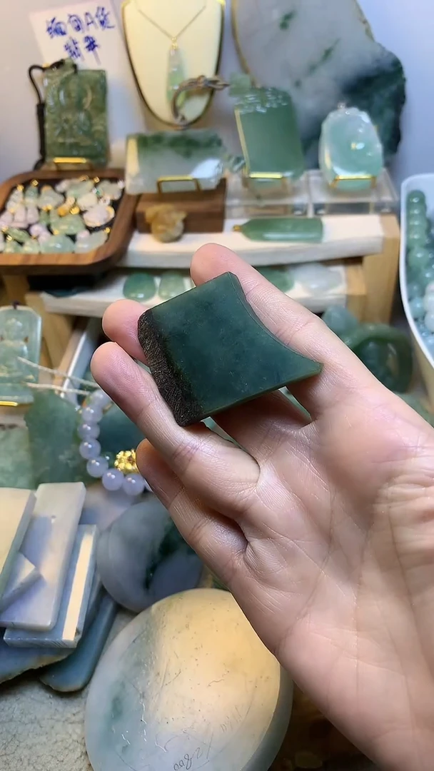 未镶嵌挂件翡翠 缅甸A货翡翠，没有运费险