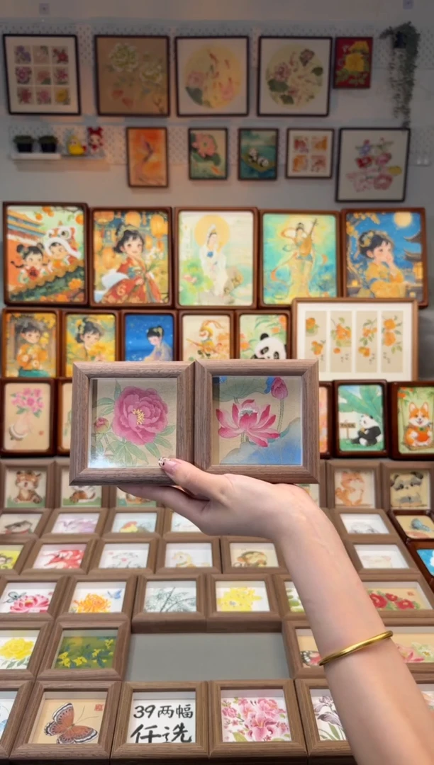国画红玫瑰 碧叶荷花 一组11