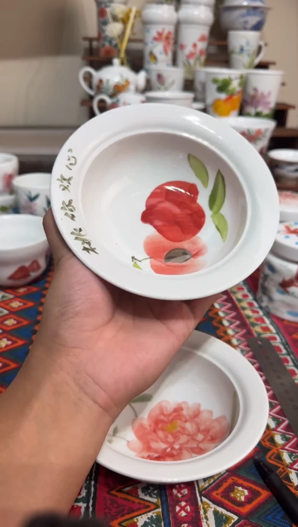 摆件高温釉下彩手工陶瓷