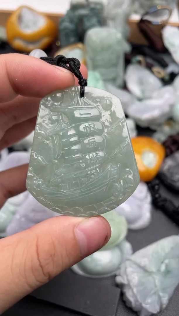 吊坠(不含链)未镶嵌翡翠1