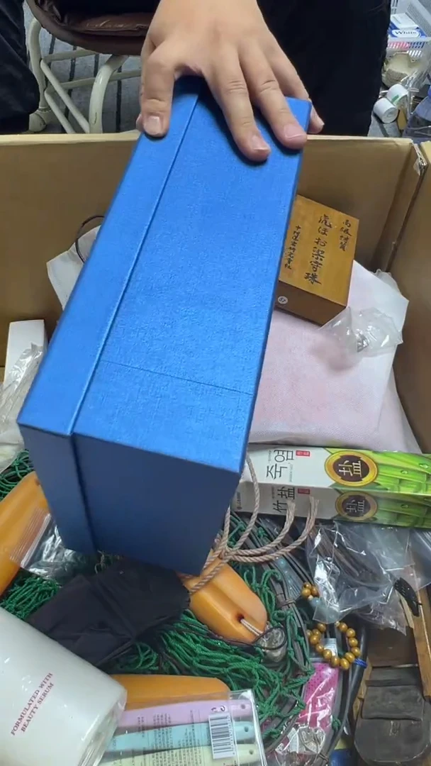 手工艺品琉璃梅*瓷片瓷片瓷片瓷片