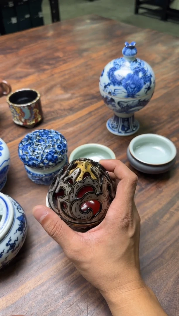 剧***果艺林堂 漆器错金银夔龙博山炉