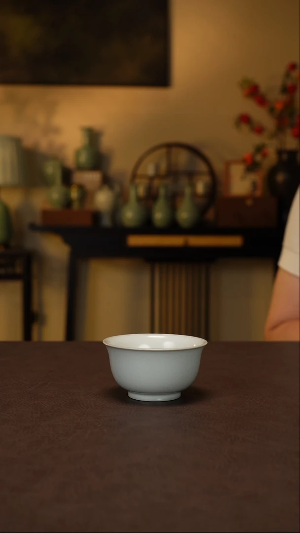 杯子阿****?精品月白压手杯 首播放漏