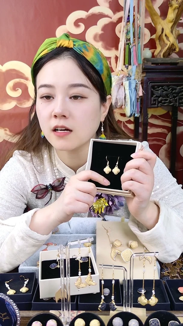 纯铜合金琉璃非遗缂丝帝王金耳坠