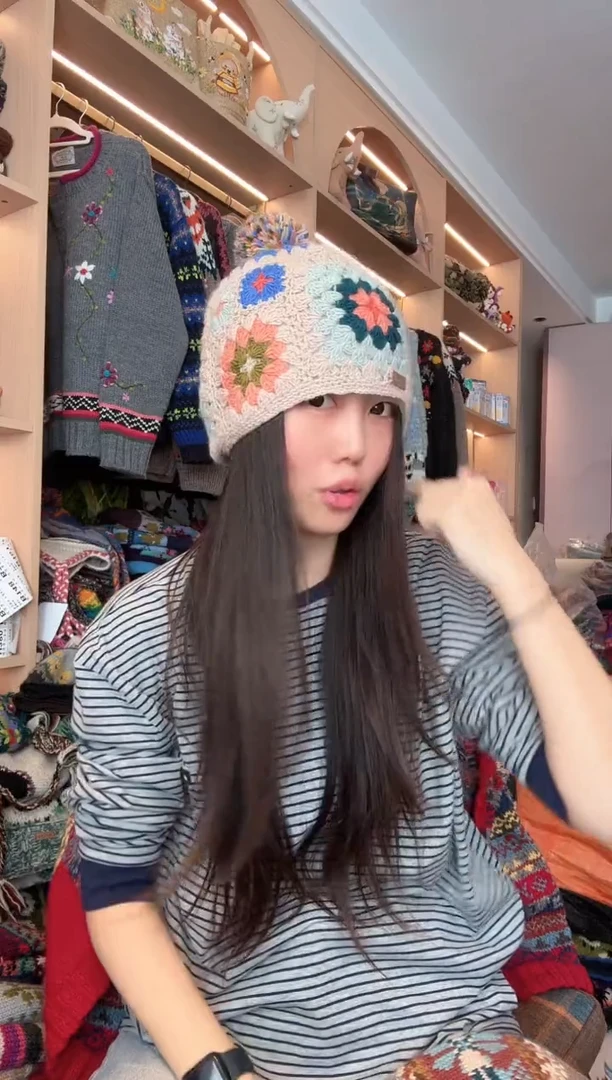 羊毛钩织单球帽