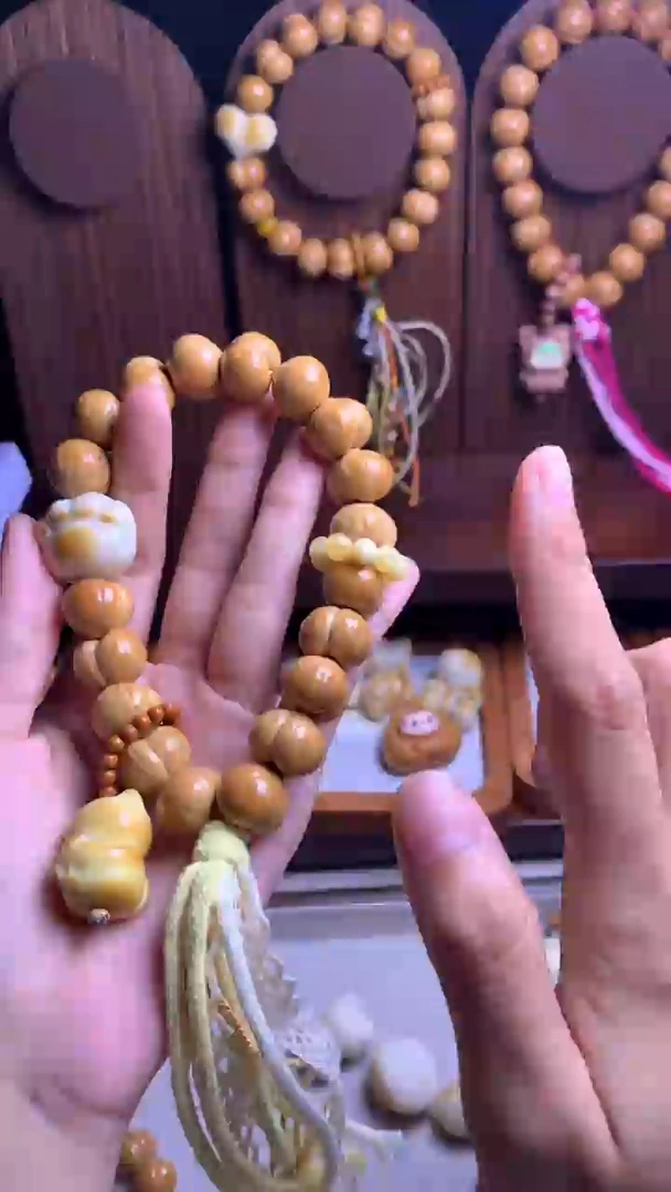 吊坠猴头核桃简****好全品聚宝盆猫爪橄榄壳跑环悟道猫吊坠