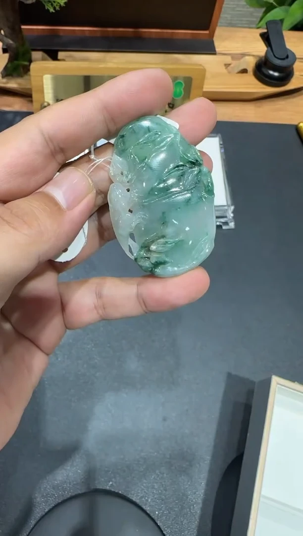 未镶嵌挂件翡翠A货翡翠多样性孤品