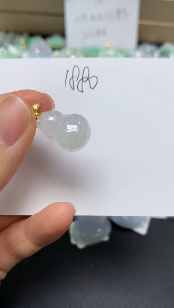 翡翠未镶嵌颈饰 天然缅甸翡翠A货