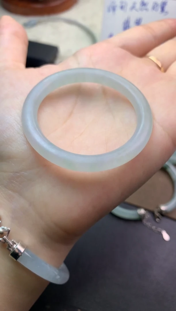 未镶嵌定制翡翠毛货