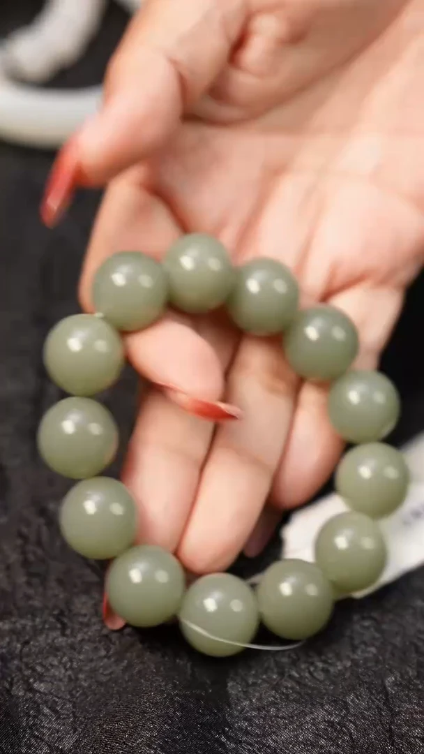 未镶嵌手串和田玉大漠楼兰和田玉手串