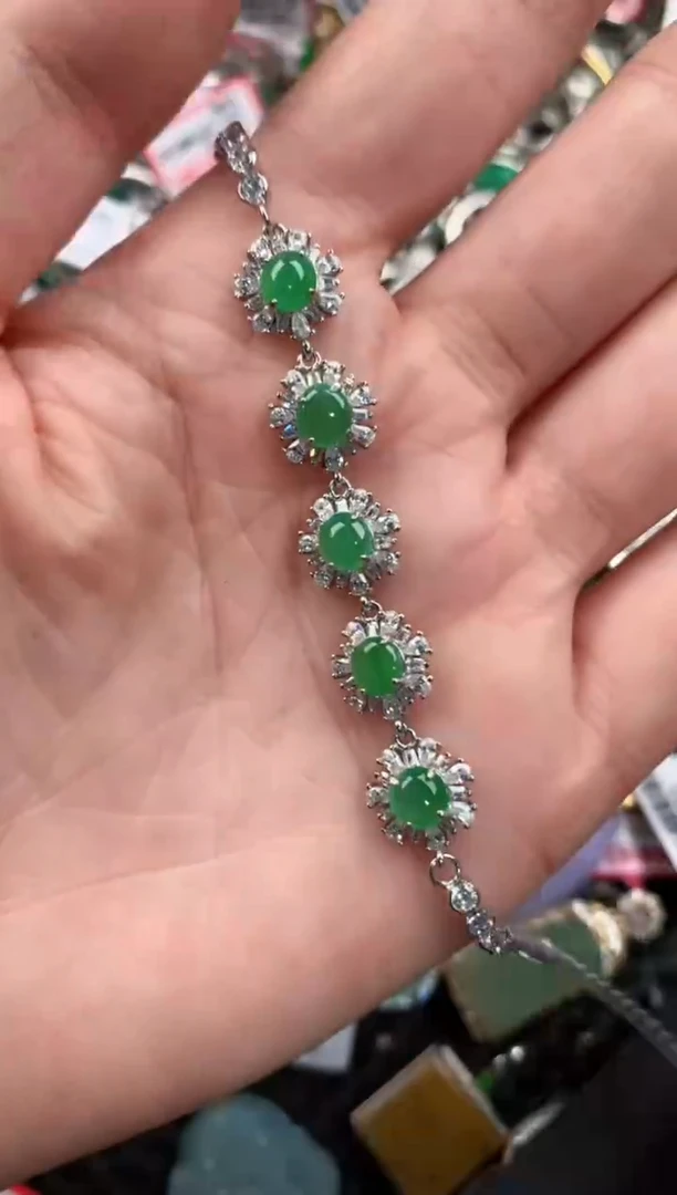 银S925镶嵌戒指翡翠333         8