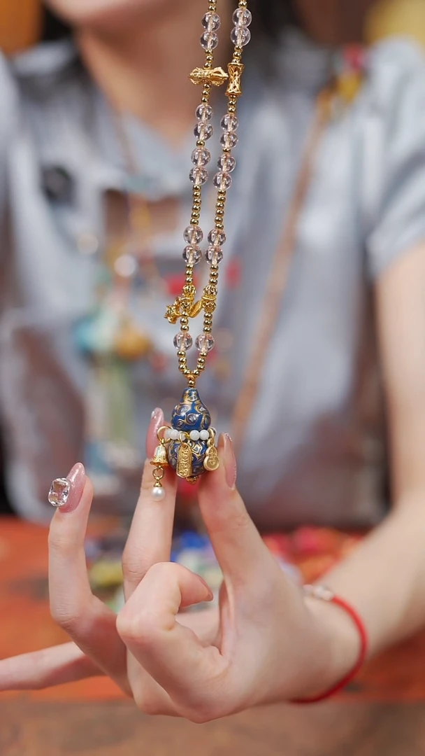 64宴禾堂精工项链-----199