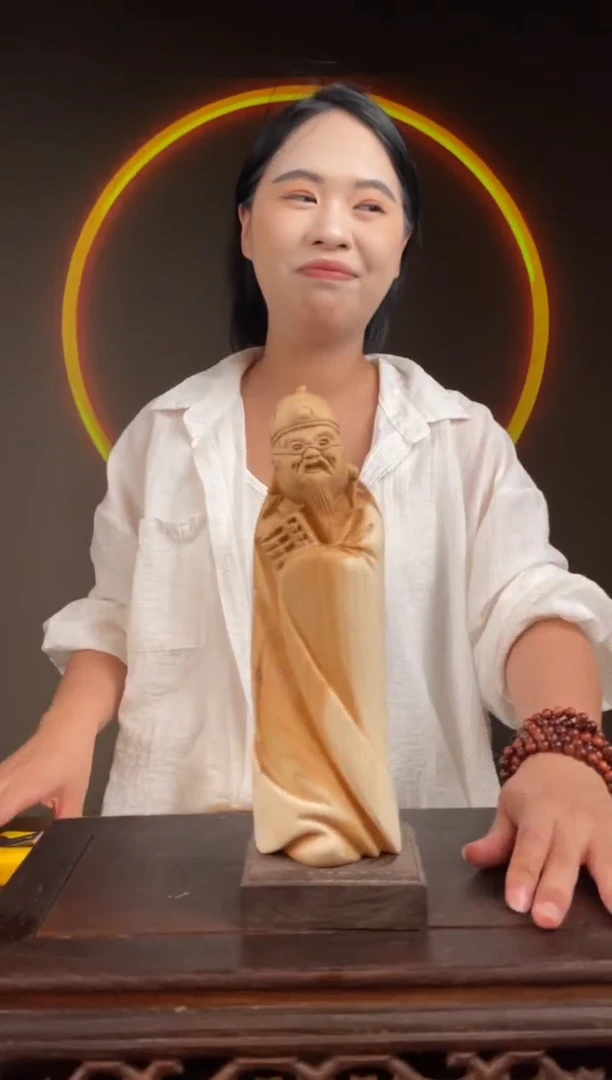 柏木（崖柏）手工摆件,先抢先得! 编号:125