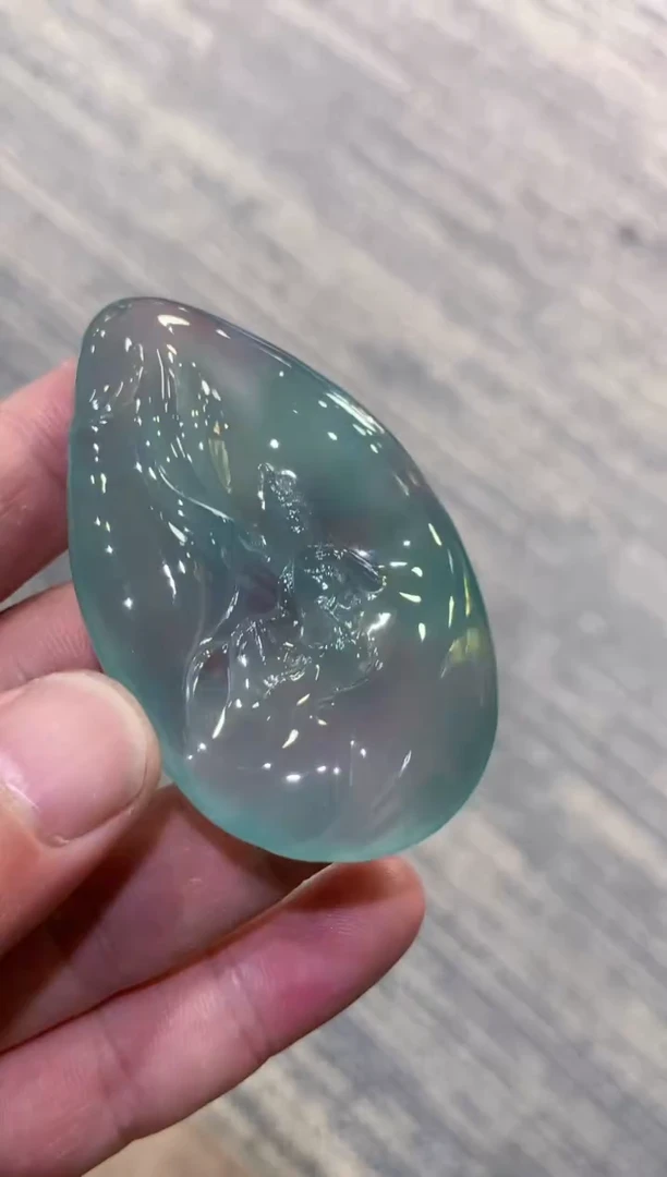 翡翠未镶嵌颈饰天然A货翡翠