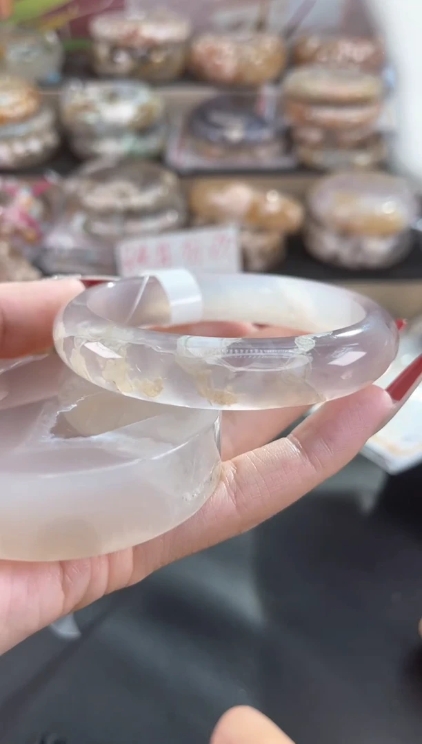 未镶嵌手镯石英质玉62（赠送镯心 不保证完美）