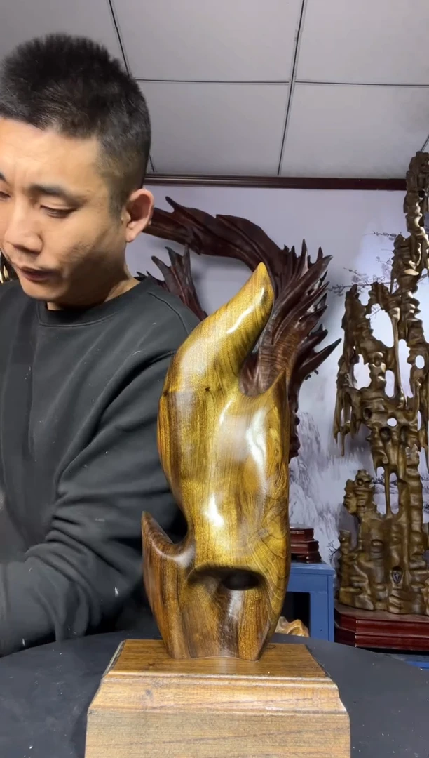 金丝楠木雕款年**3金丝楠木工艺品摆件